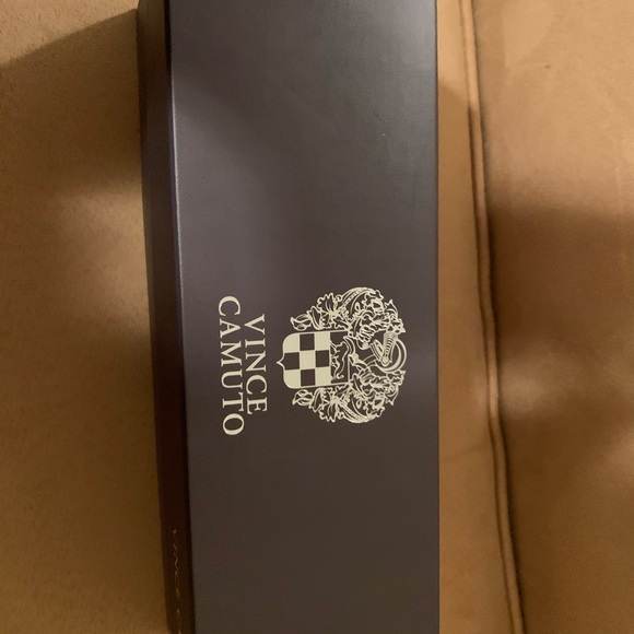 Vince Camuto Ellanna shoes. - Picture 6 of 6